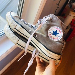 Grey converse